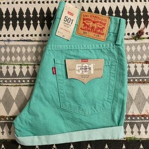 -SOLD- Levi’s 501 Mid Rise Shorts